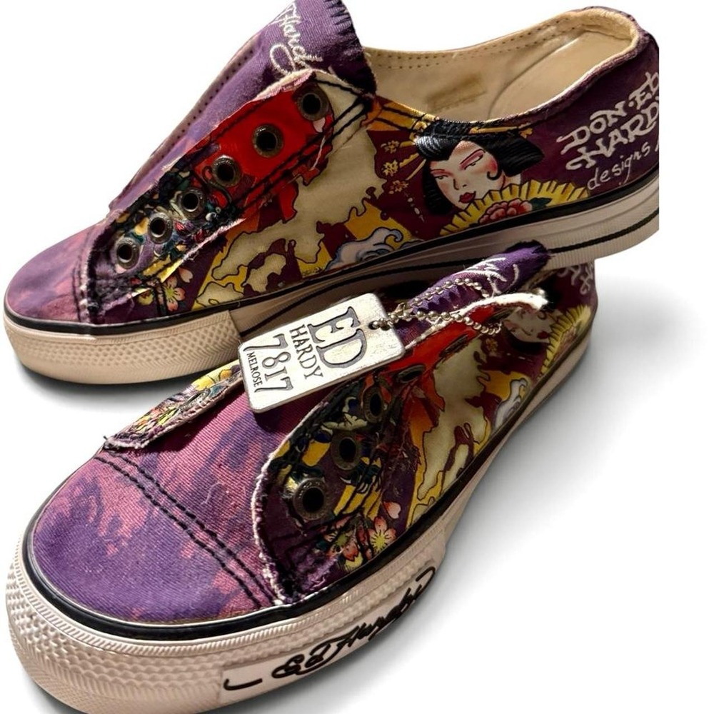 Ed Hardy Vintage Y2K Slip On Sneakers Tattoo Art Dog Tag Purple 
Size 5